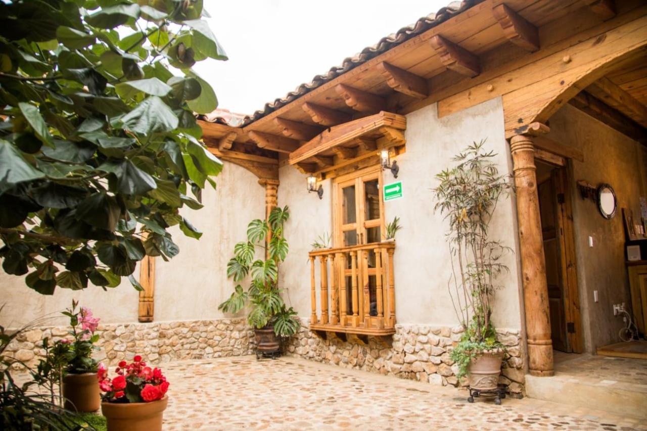 Hotel Casa De Gandhi San Cristóbal de Las Casas المظهر الخارجي الصورة